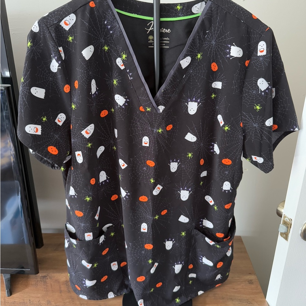 Healing Hands Halloween Scrub Top - Black and Orange